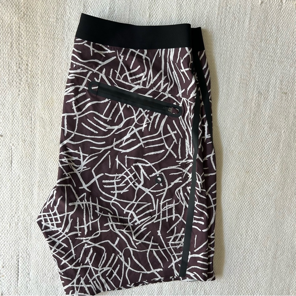 Vuori Brown  and White Geometric Board Shorts - Picture 3 of 5